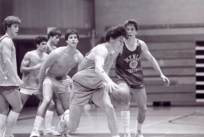 Eric Reveno goes for the ball in a scrimmage